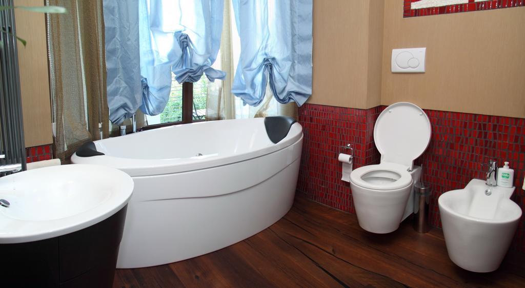 B&B Villa Il Sughero Монополи Екстериор снимка